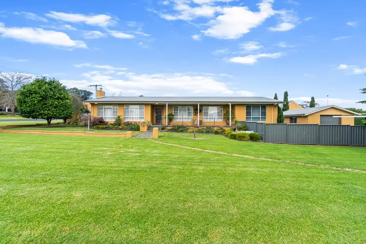 35-37 Henry Street, Maffra VIC 3860