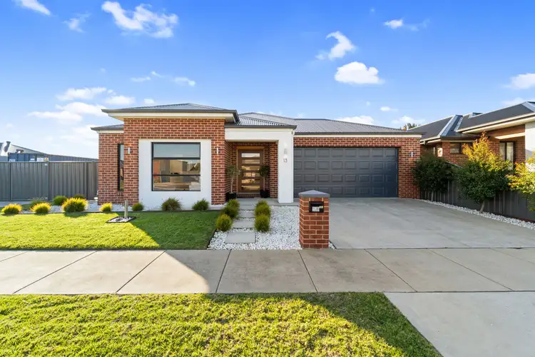 13 Currawong Crescent, Maffra VIC 3860