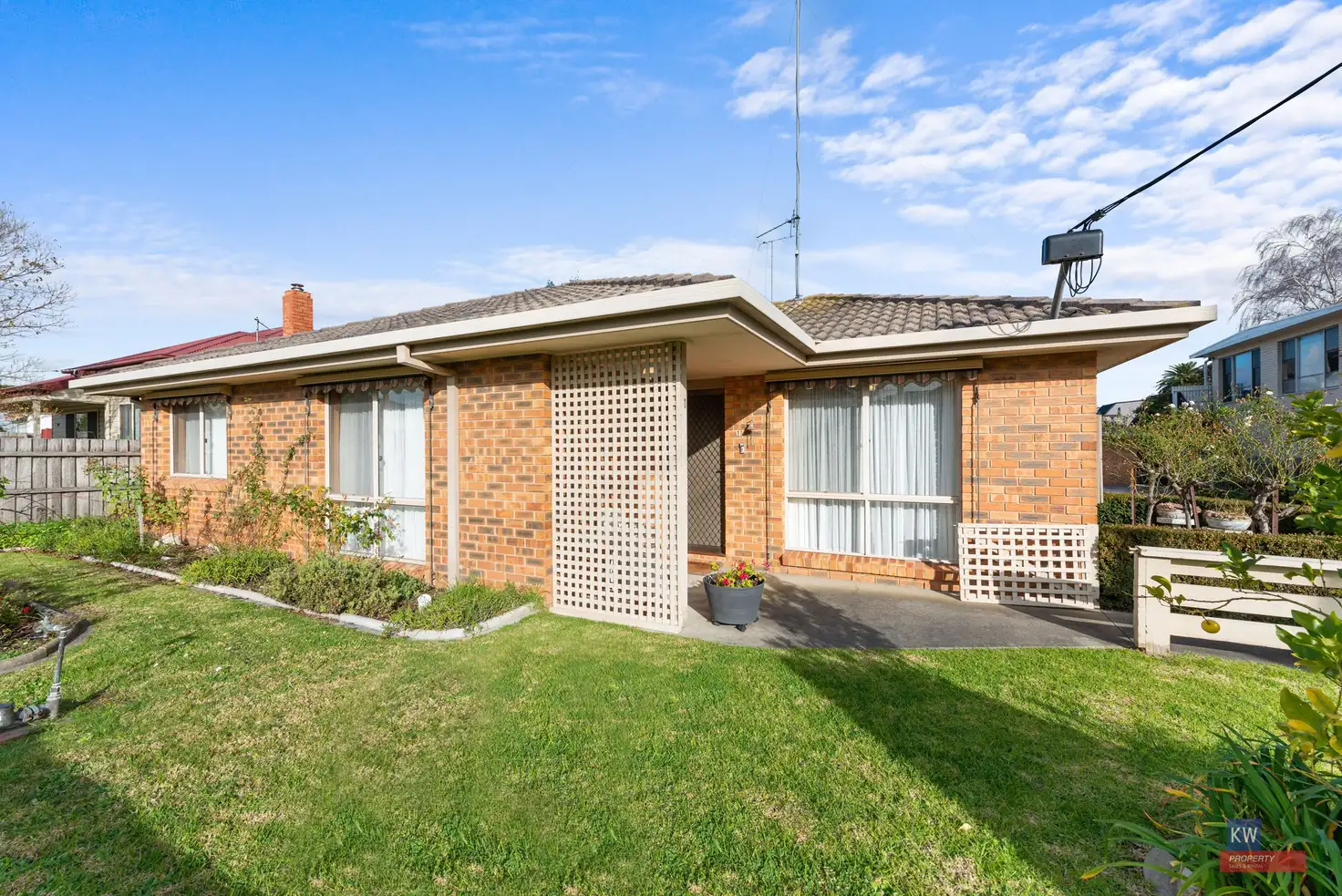 Main view of Homely unit listing, Unit 1/30 Elgin Street, Morwell VIC 3840