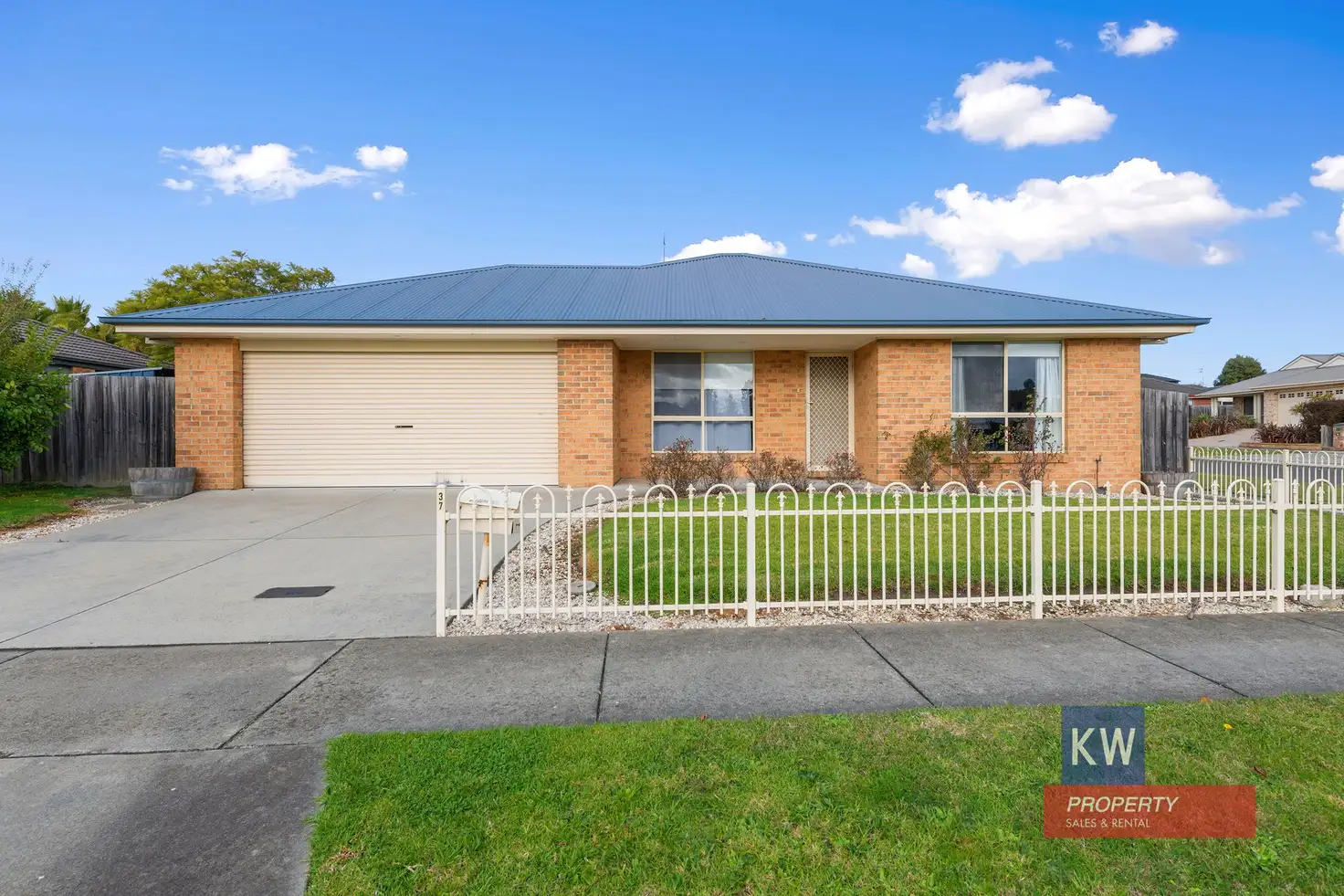 Main view of Homely house listing, 37 Oak Avenue, Traralgon VIC 3844