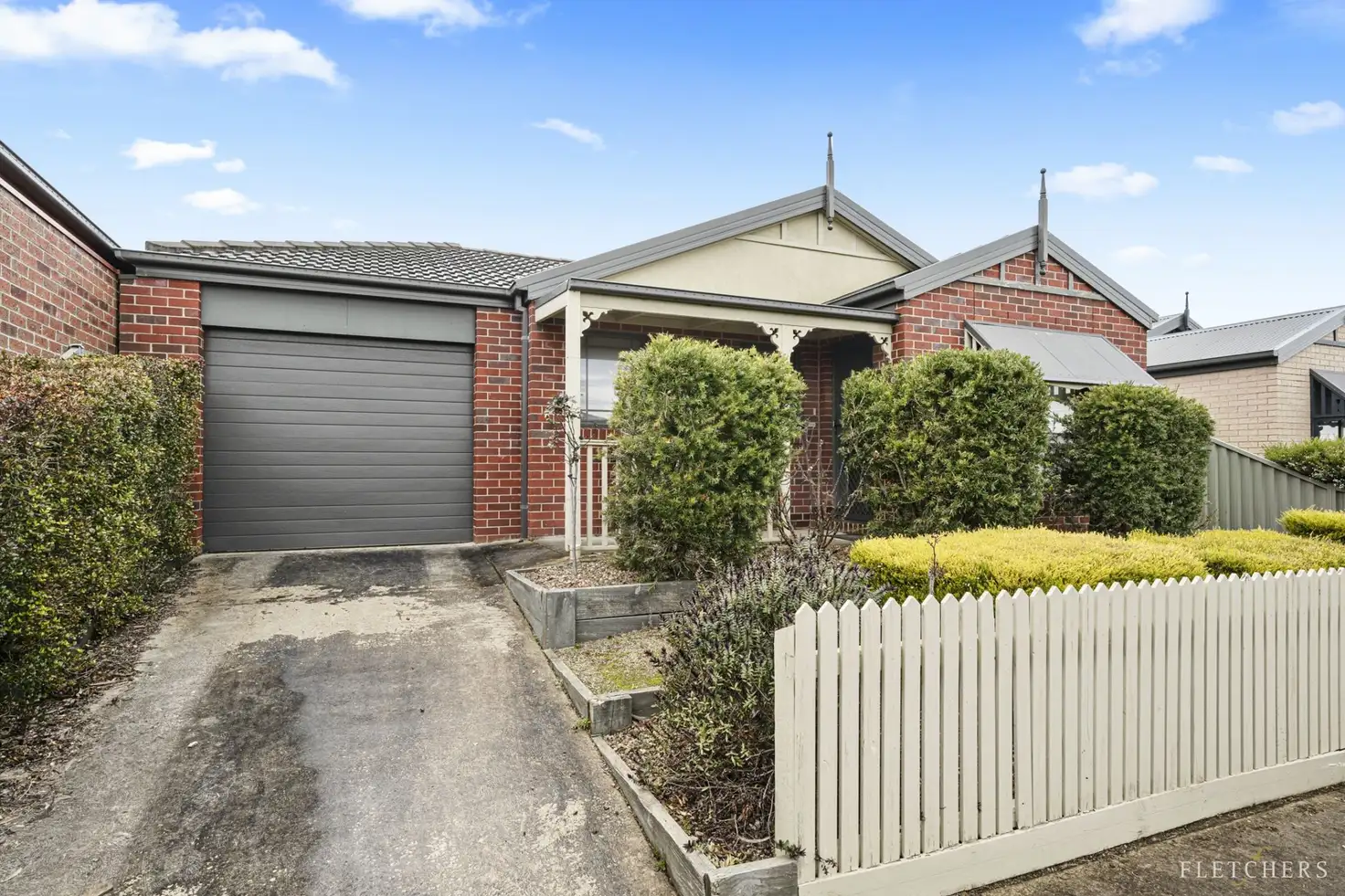 Main view of Homely house listing, 33 Oscar Drive, Sebastopol VIC 3356
