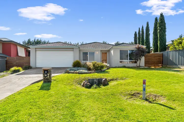 48 Cedarwood Drive, Maffra VIC 3860