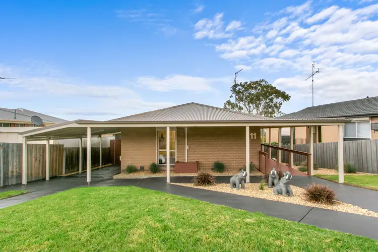 11 Blackwood Crescent, Churchill VIC 3842