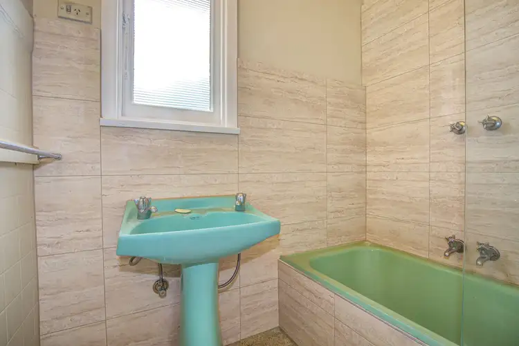Fifth view of Homely house listing, 2 Page Avenue, Kew East VIC 3102