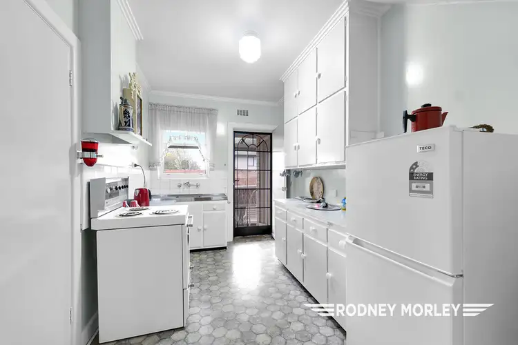 Sixth view of Homely apartment listing, 5/3 Stonehaven Court, Toorak VIC 3142