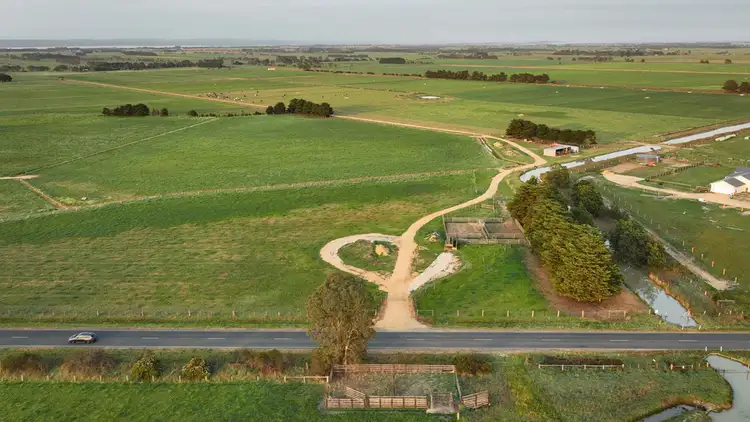 Fourth view of Homely rural property listing, 461 Sale-Heyfield Road, Fulham VIC 3851