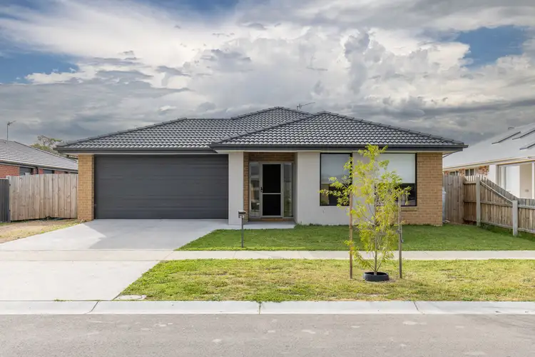 43 Peters Drive, Stratford VIC 3862