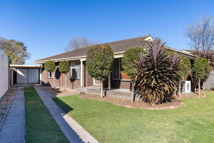10 Wise Street, Sale VIC 3850