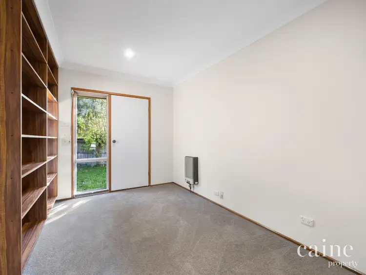 Sixth view of Homely house listing, 4 Laurine Court, Wendouree VIC 3355