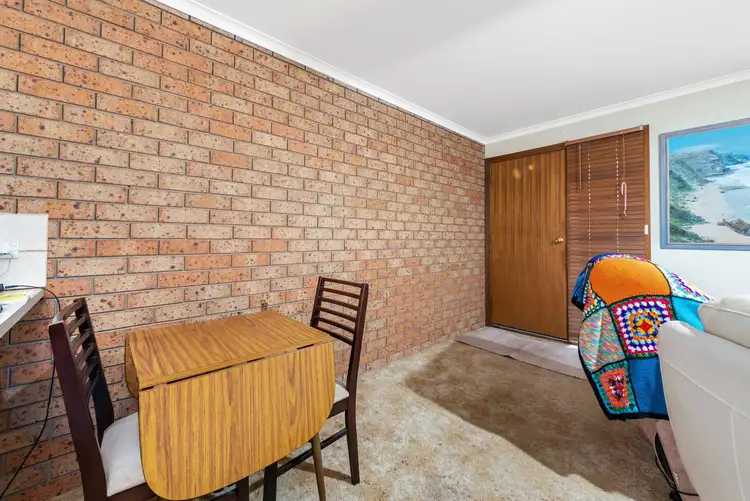 Fifth view of Homely unit listing, Unit 2/9 Elgin Street, Morwell VIC 3840
