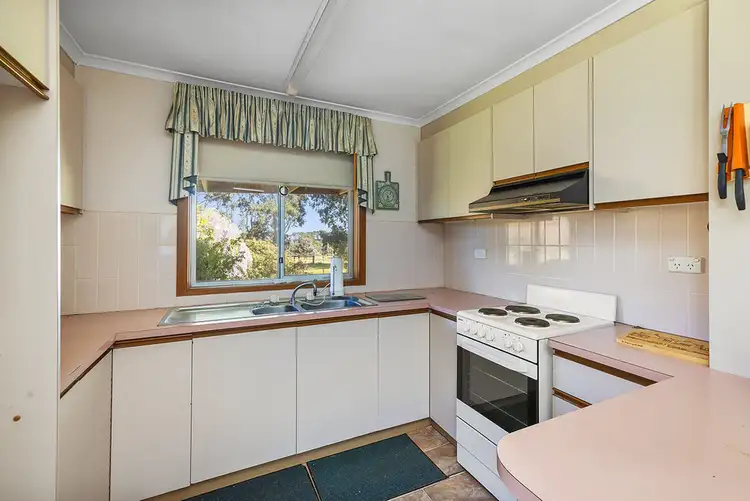 Sixth view of Homely rural property listing, 100 Kurtzes Road, Hamilton VIC 3300