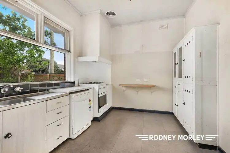 Fifth view of Homely house listing, 8 Jasmine Street, Caulfield South VIC 3162