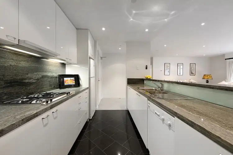 Fifth view of Homely apartment listing, 402/30 St Andrews Place, East Melbourne VIC 3002