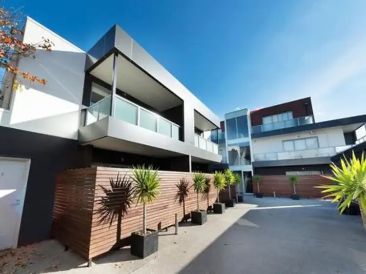 Main view of Homely apartment listing, 16/4a Lansdowne Road, St Kilda East VIC 3183