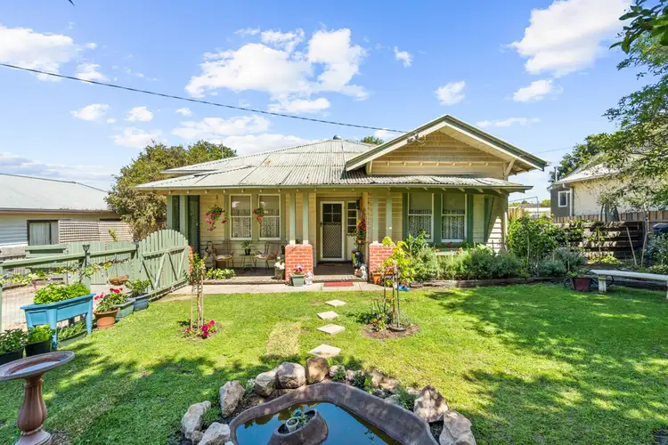 9 Mills Street, Maffra VIC 3860
