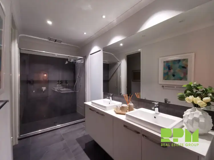 Fifth view of Homely house listing, 14 Whitfield Crescent, Craigieburn VIC 3064