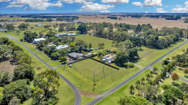 Third view of Homely house listing, 33 Beaver Street, Winslow VIC 3281
