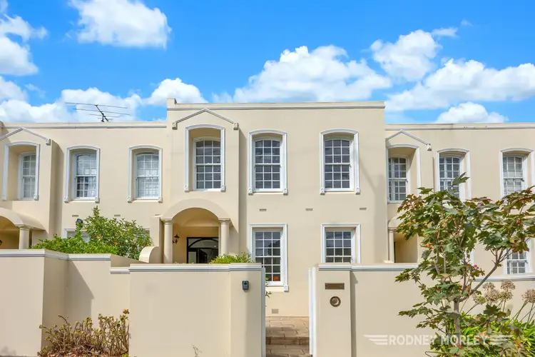 3/1A Carnarvon Road, Caulfield North VIC 3161
