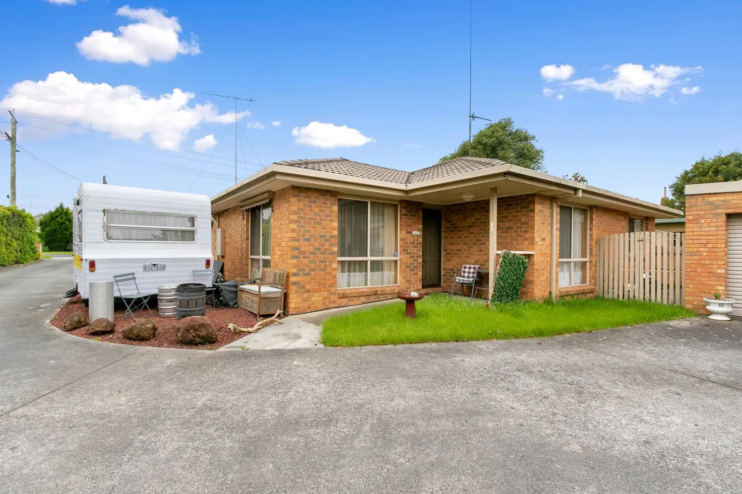 Main view of Homely unit listing, Unit 2/30 Elgin Street, Morwell VIC 3840