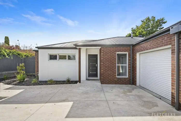 9/209 Tinworth Avenue, Mount Clear VIC 3350