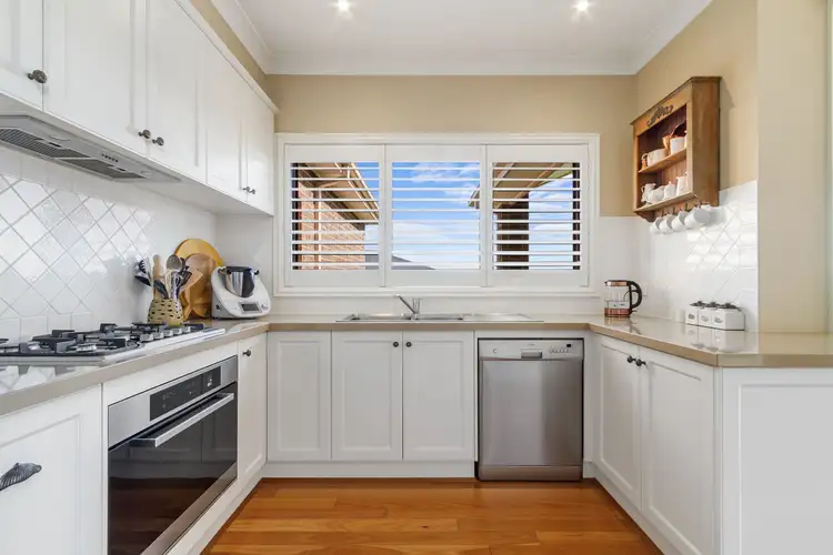 Seventh view of Homely house listing, 10 Ashley Avenue, Morwell VIC 3840