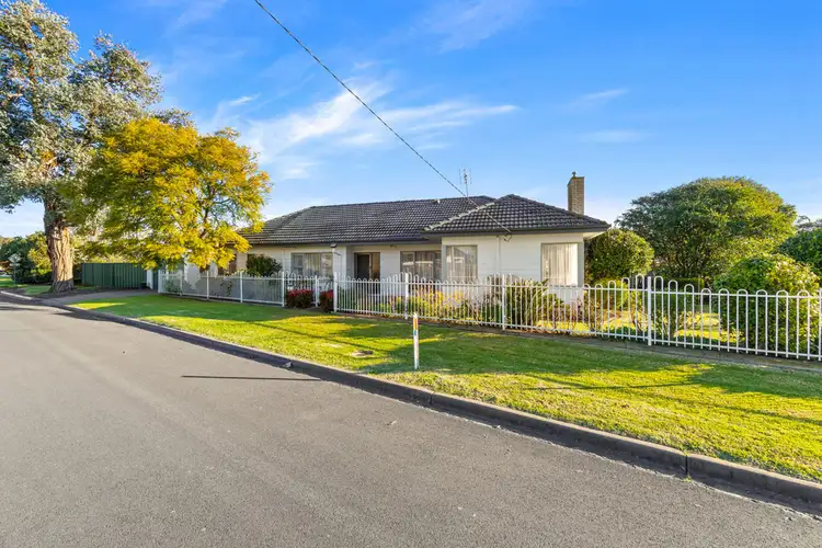 7 Duke Street, Maffra VIC 3860