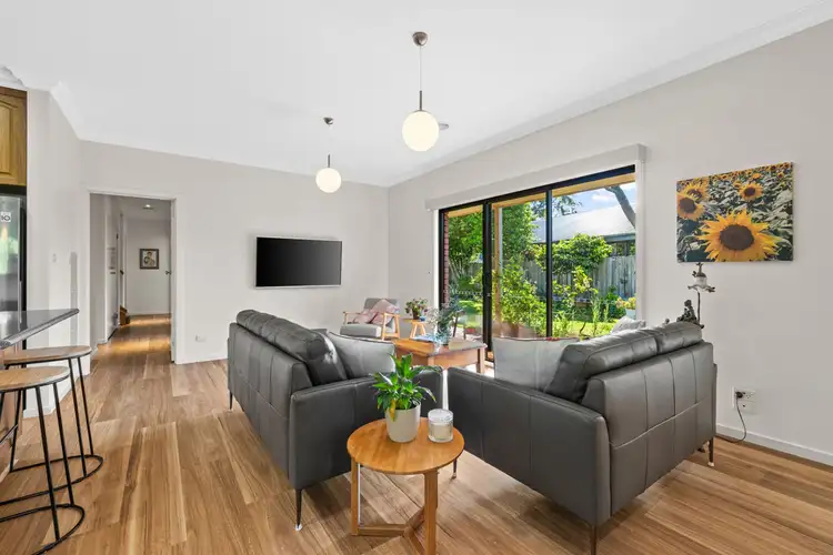 Second view of Homely house listing, 5 Louise Court, Sale VIC 3850
