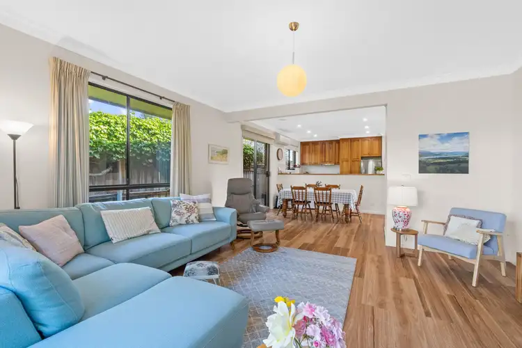 Third view of Homely house listing, 5 Louise Court, Sale VIC 3850