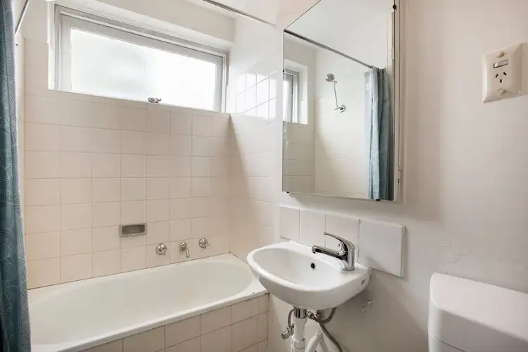 Fifth view of Homely apartment listing, 2/26 Park Crescent, Caulfield North VIC 3161