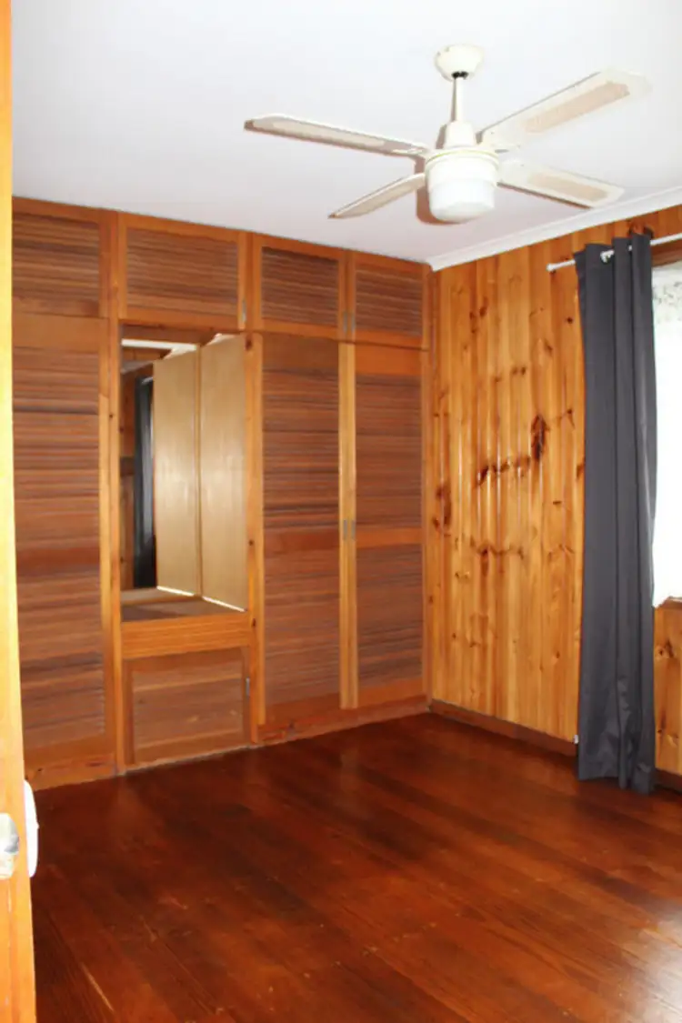 Fifth view of Homely house listing, 10 McLachlan Street, Sale VIC 3850