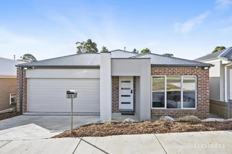 32 Fraser Street, Mount Pleasant VIC 3350