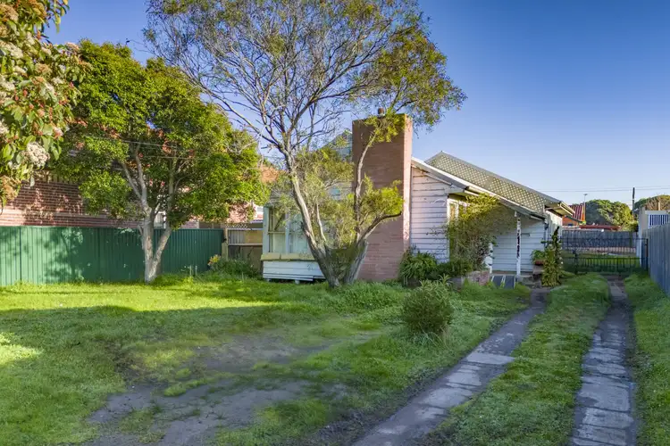 15 Lane crescent, Reservoir VIC 3073