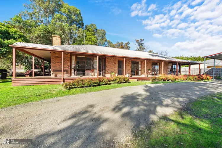 20 Cashmere Drive