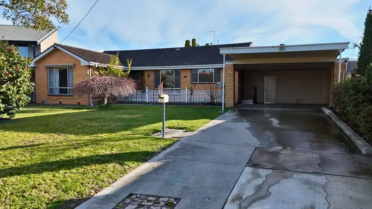13 Topping Street, Sale VIC 3850