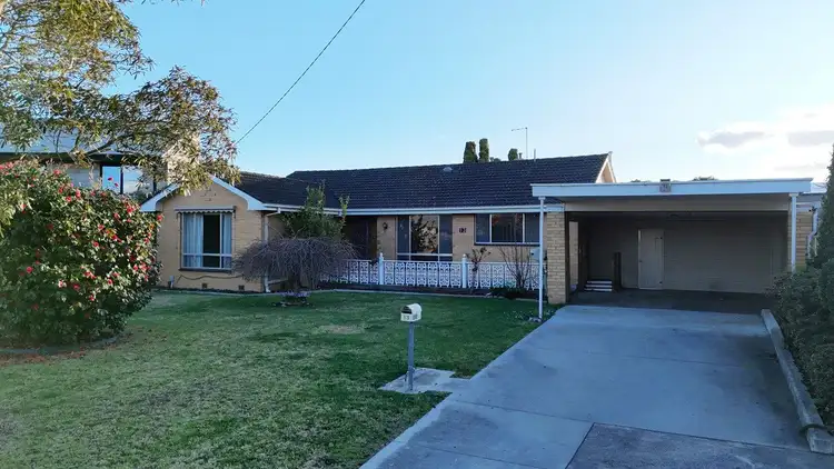 13 Topping Street, Sale VIC 3850