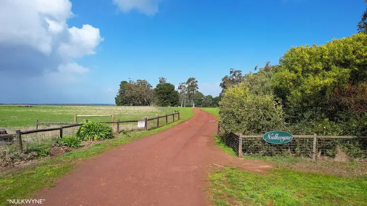 3960 Dartmoor-Hamilton Road