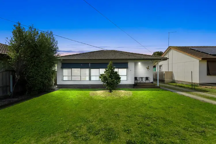 8 Knight Street, Maffra VIC 3860