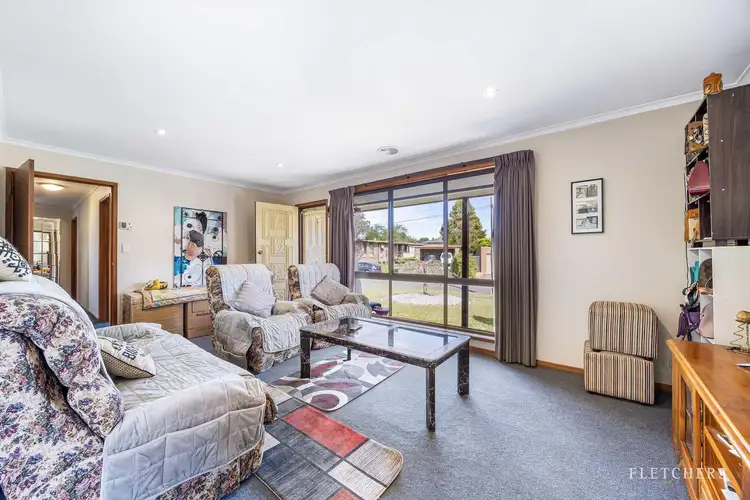 Fifth view of Homely house listing, 2 Samann Court, Mount Clear VIC 3350