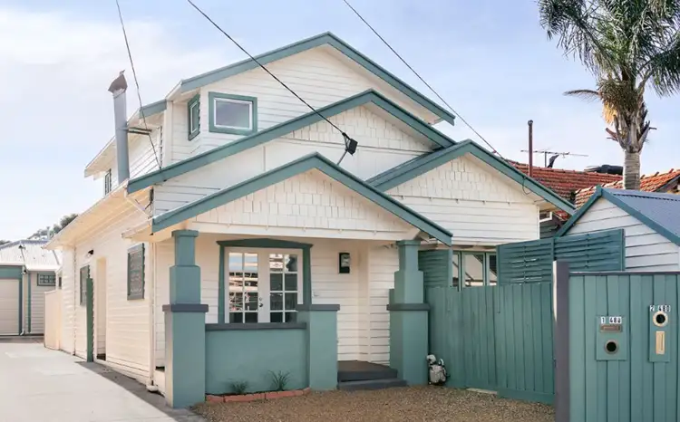 480 Bell Street
