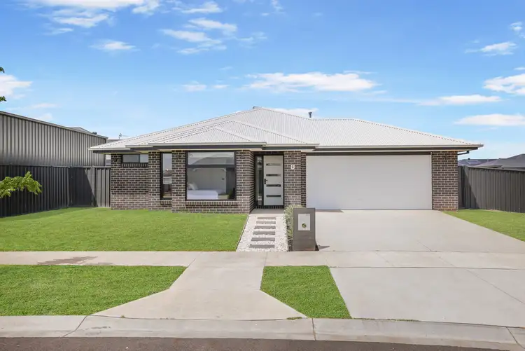 Main view of Homely house listing, 8 Ferguson Way, Sale VIC 3850