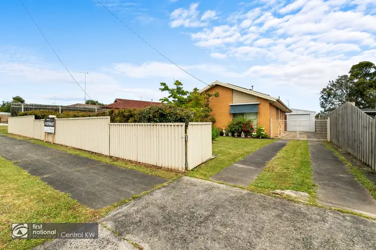 23 Hawthorn Crescent, Churchill VIC 3842