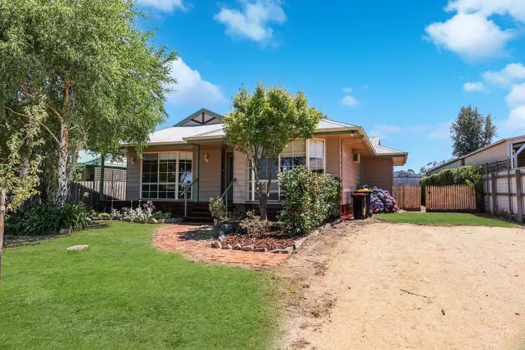 7 Mountainview Drive, Stratford VIC 3862