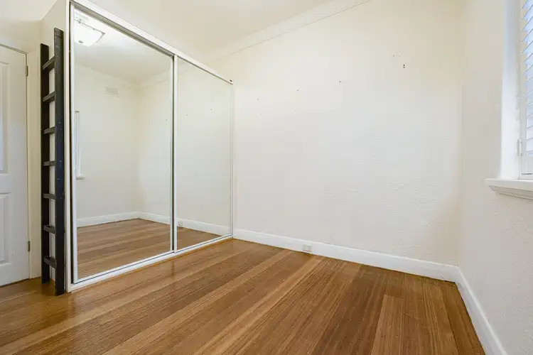 Sixth view of Homely apartment listing, 2/2A Lynedoch Avenue, St Kilda East VIC 3183