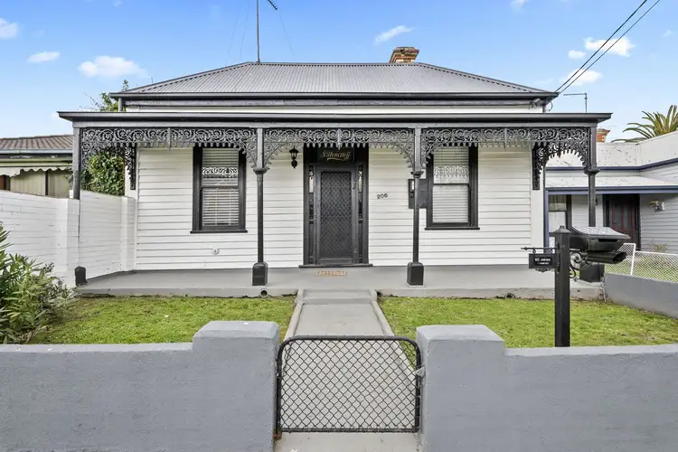 206 Neill Street, Soldiers Hill VIC 3350
