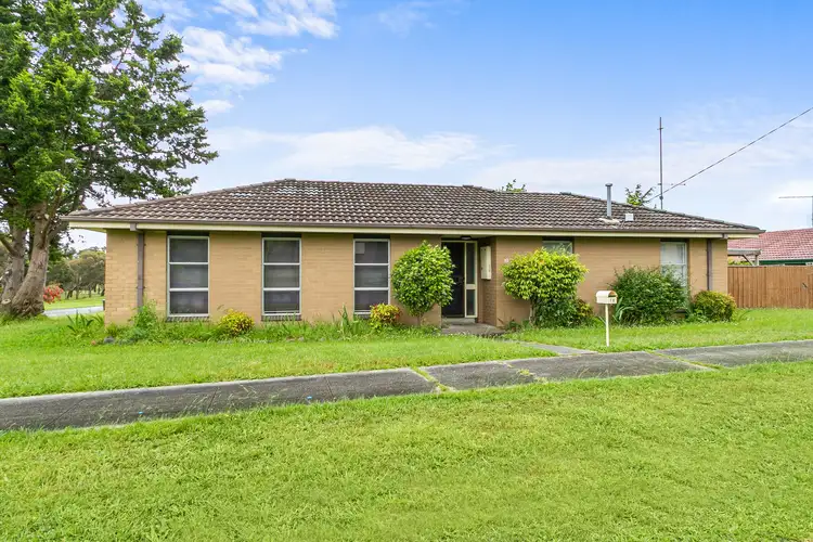 10 Birch Drive, Churchill VIC 3842