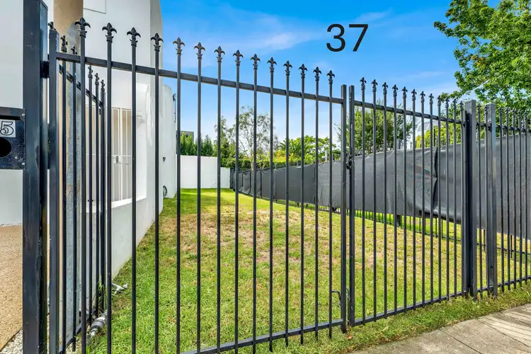 33 and 37 Carters Avenue, Toorak VIC 3142