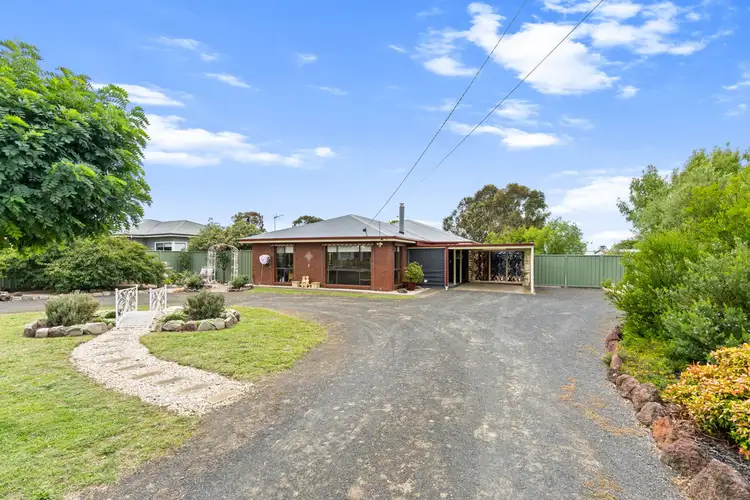16 Anderson Street, Heyfield VIC 3858