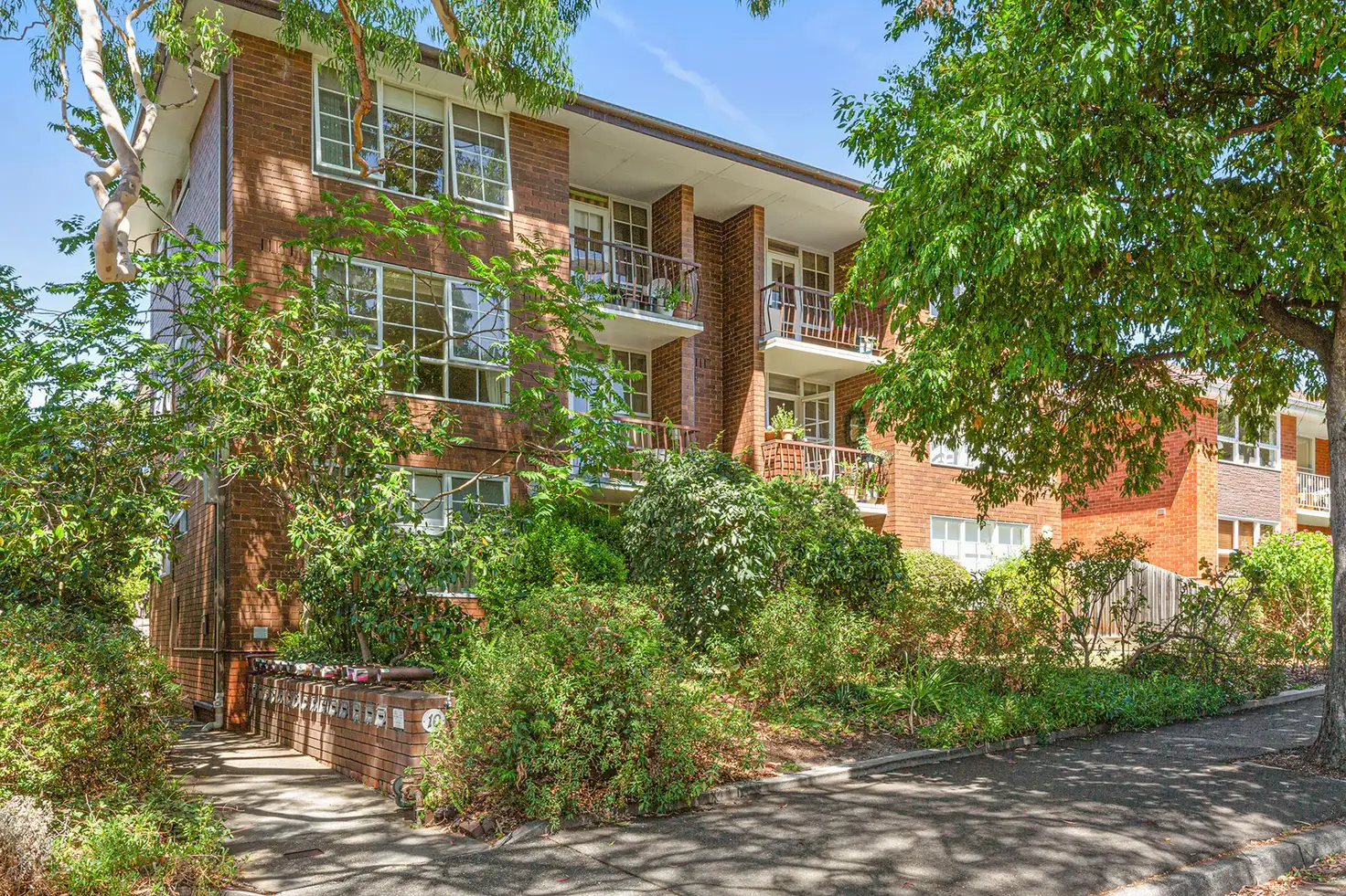 Main view of Homely apartment listing, 6/10 Brook Street, Hawthorn VIC 3122