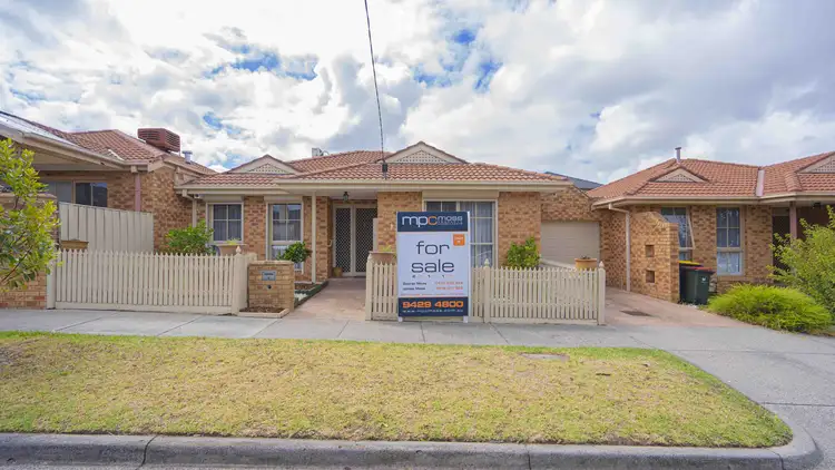 2/22 Hourigan Avenue, Clayton VIC 3168