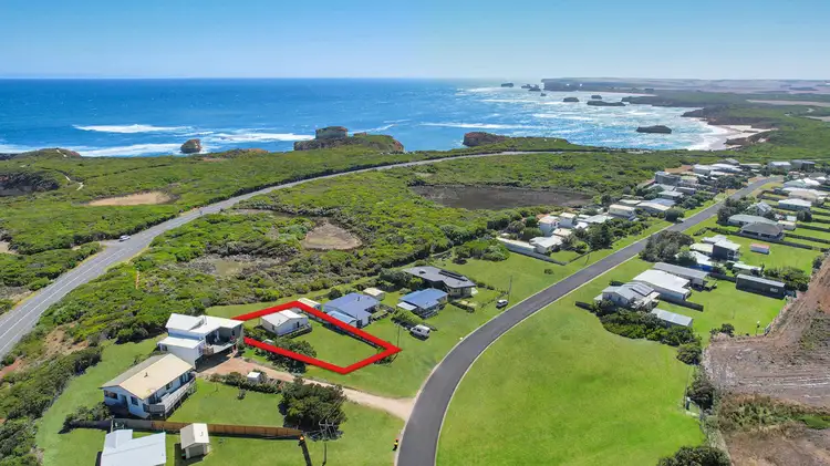39 Merrett Street, Peterborough VIC 3270